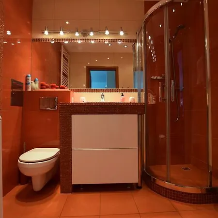 Elegant Arkadia Apartment