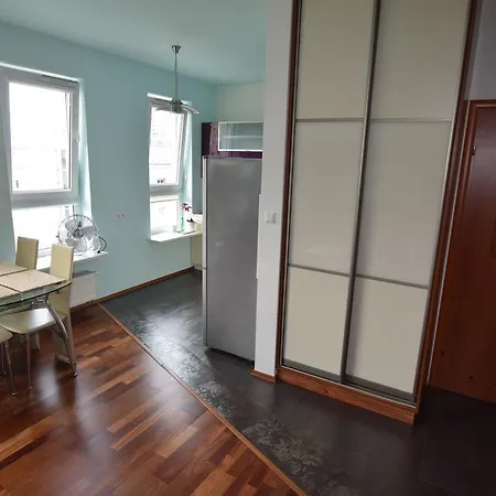 Elegant Arkadia Apartment Warsaw