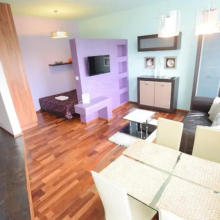 Apartment Elegant Arkadia *